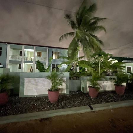 Connect Africa Apartments Spintex Exterior photo