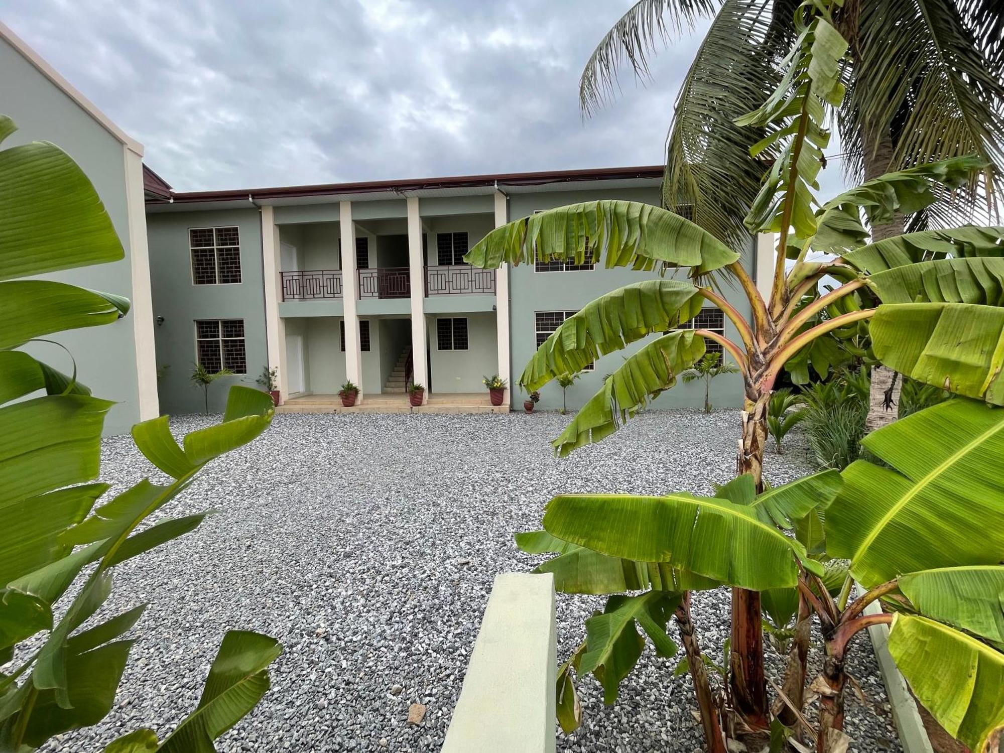 Connect Africa Apartments Spintex Exterior photo